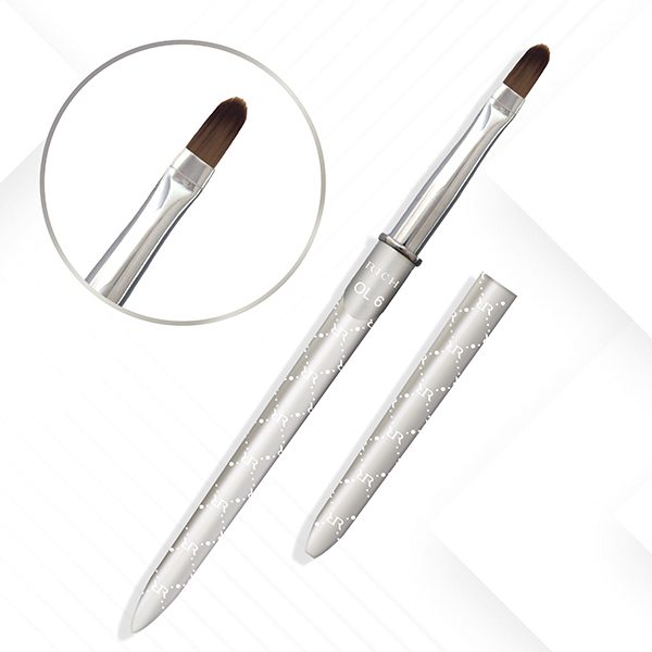 LuxeLine Oval long #6 brush